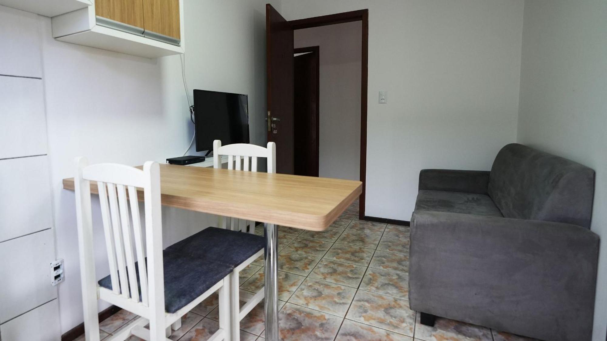 Residencial Adolfo - Mestre Naro Bombinhas Exterior photo